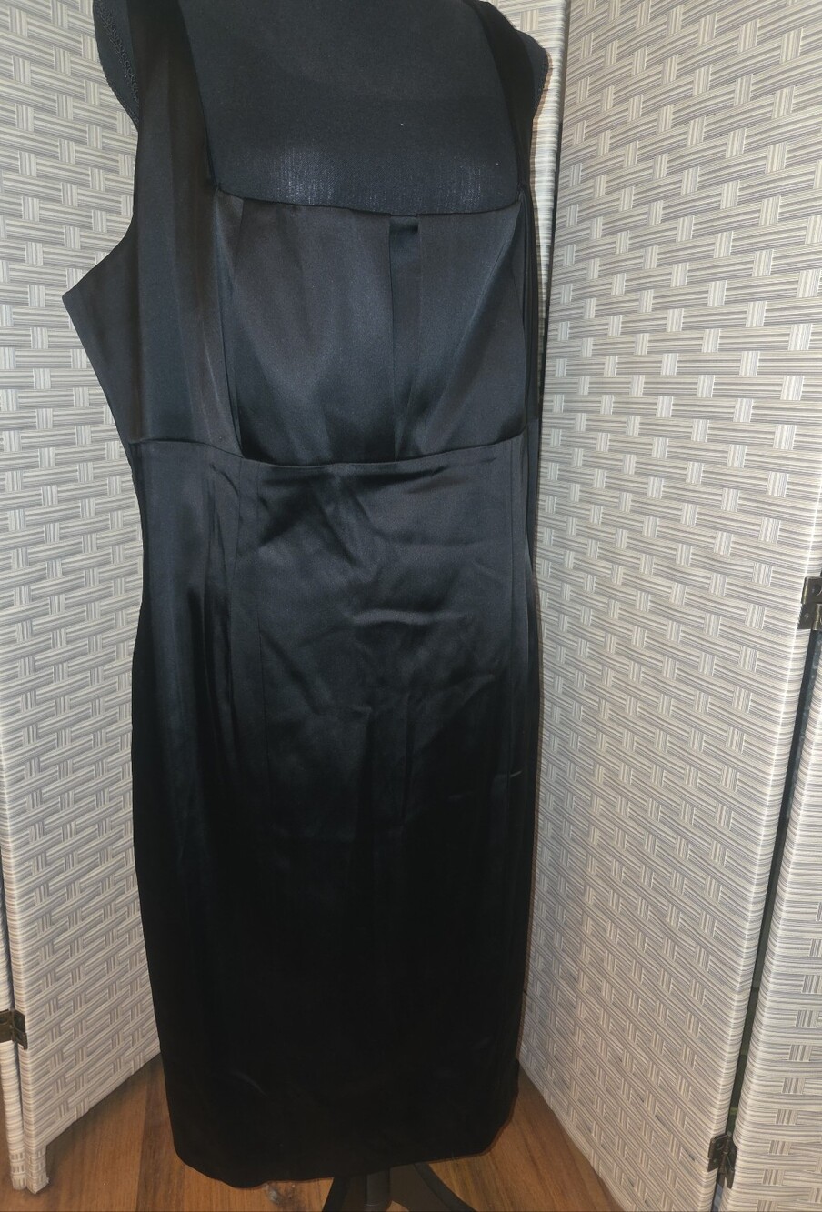 Calvin Klein Black Sleeveless Midi Sheath Dress